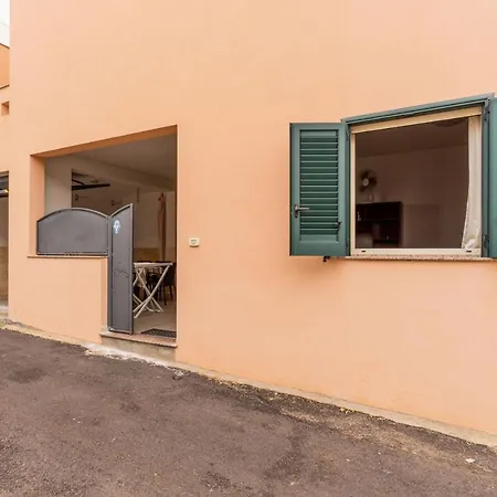 Minerva Piano Terra Apartmán Salve